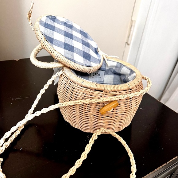 ZARA Wicker Purse - Picture 4 of 5